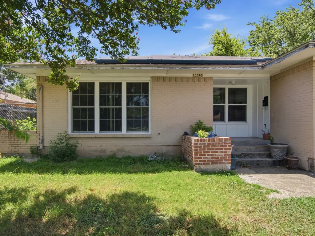 10560 Channel Drive Dallas TX 75229