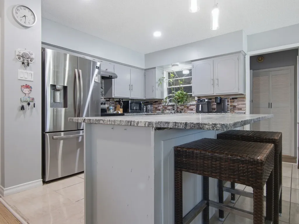 10560 Channel Drive Dallas TX 75229
