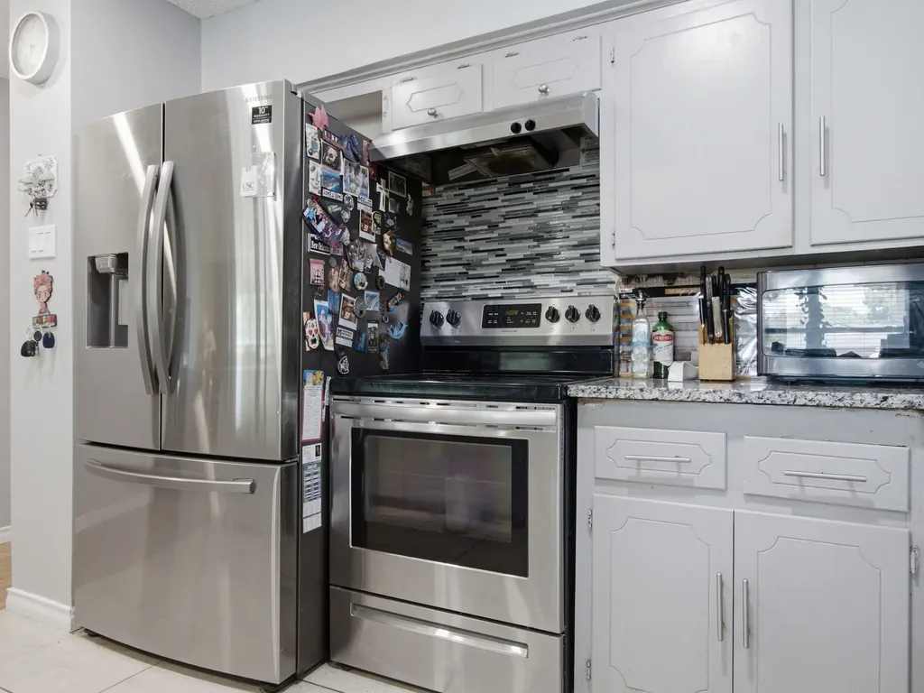 10560 Channel Drive Dallas TX 75229