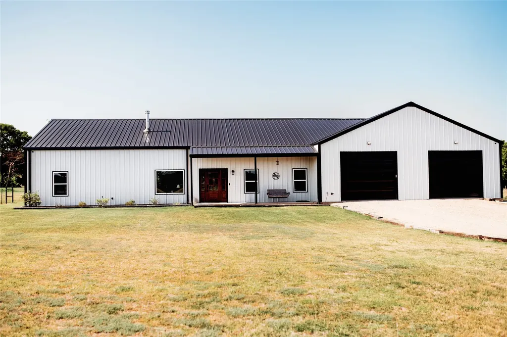 208 Chicken Field Road Whitewright TX 75491