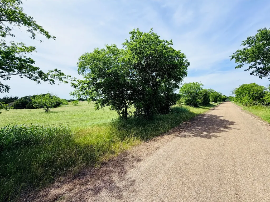 34 Cr 340 Mcgregor TX 76657