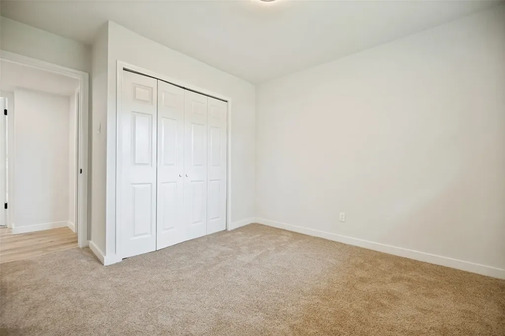 641 Stroud Lane Garland TX 75043