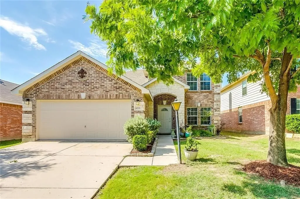 4528 Lacebark Lane Fort Worth TX 76244