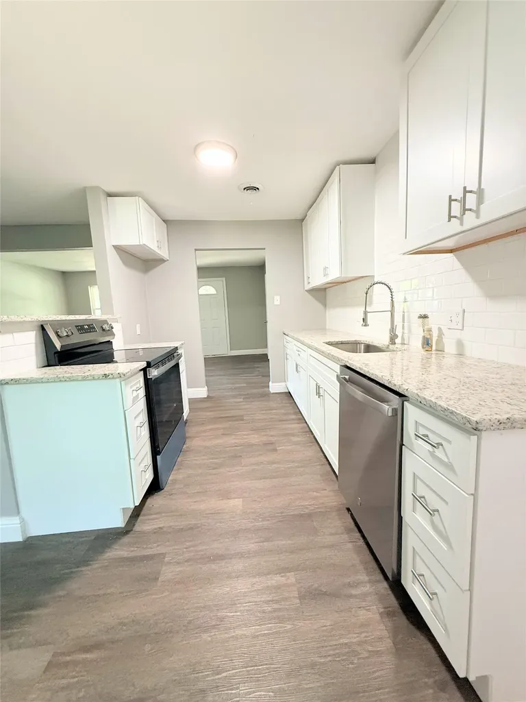 502 E Park Avenue Sherman TX 75090