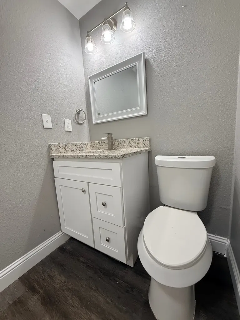 502 E Park Avenue Sherman TX 75090