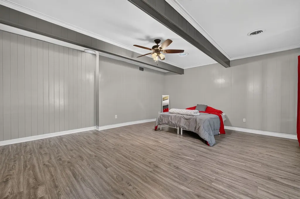 1702 SE 22nd Avenue Mineral Wells TX 76067