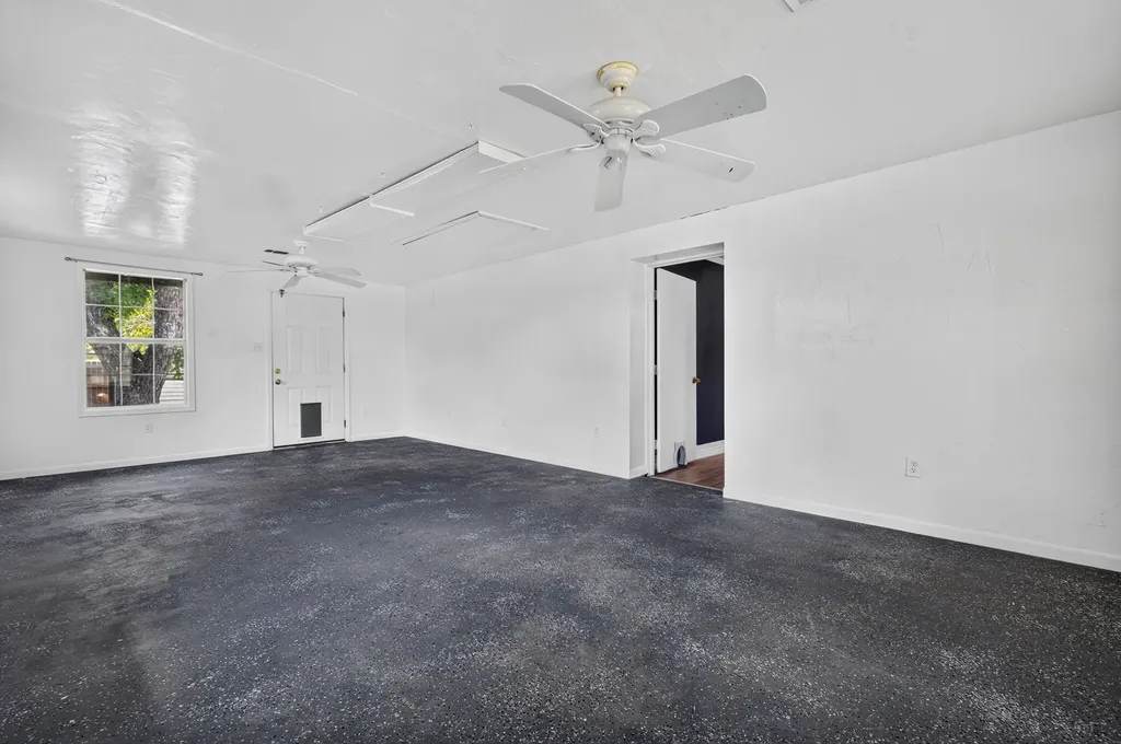 1702 SE 22nd Avenue Mineral Wells TX 76067