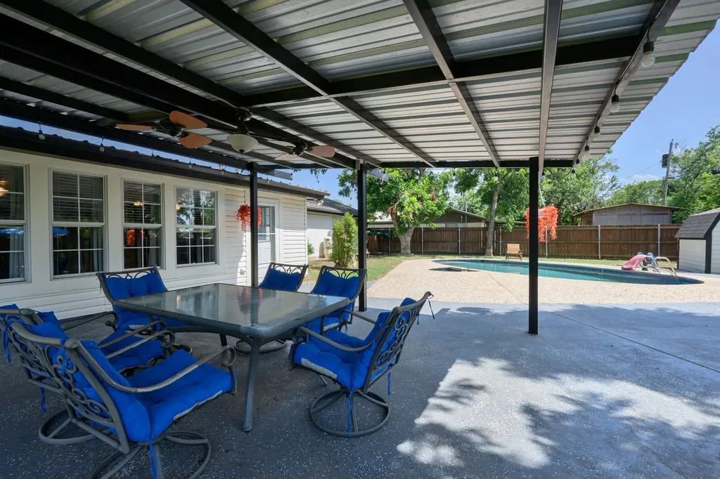 1702 SE 22nd Avenue Mineral Wells TX 76067