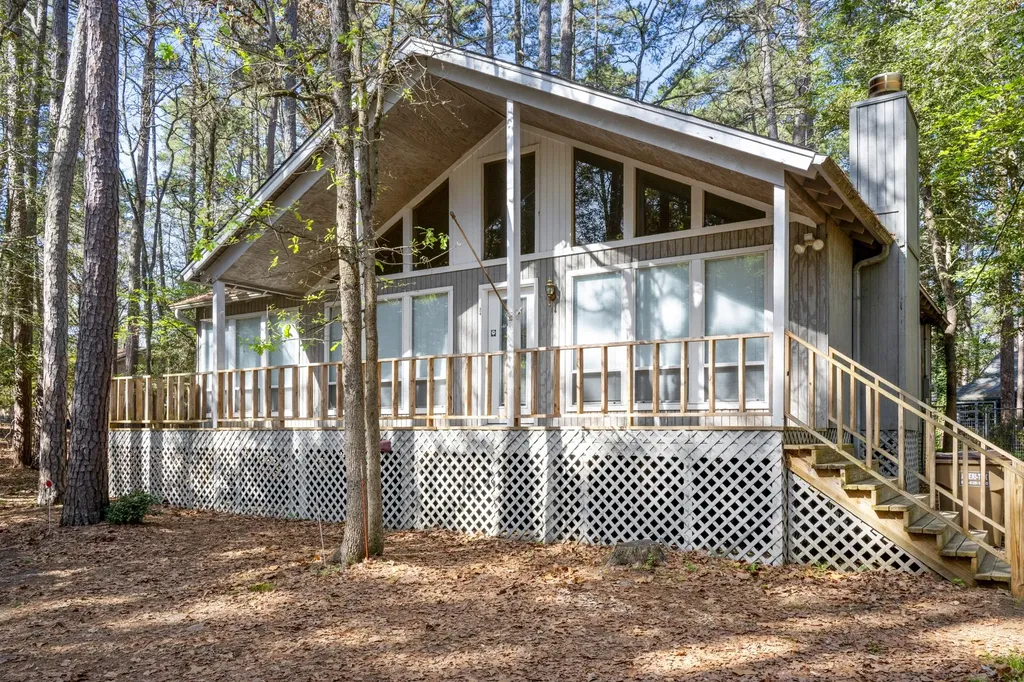 159 Cherrywood Lane Holly Lake Ranch TX 75765