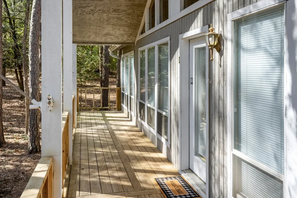 159 Cherrywood Lane Holly Lake Ranch TX 75765