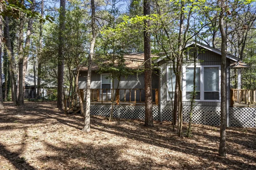 159 Cherrywood Lane Holly Lake Ranch TX 75765
