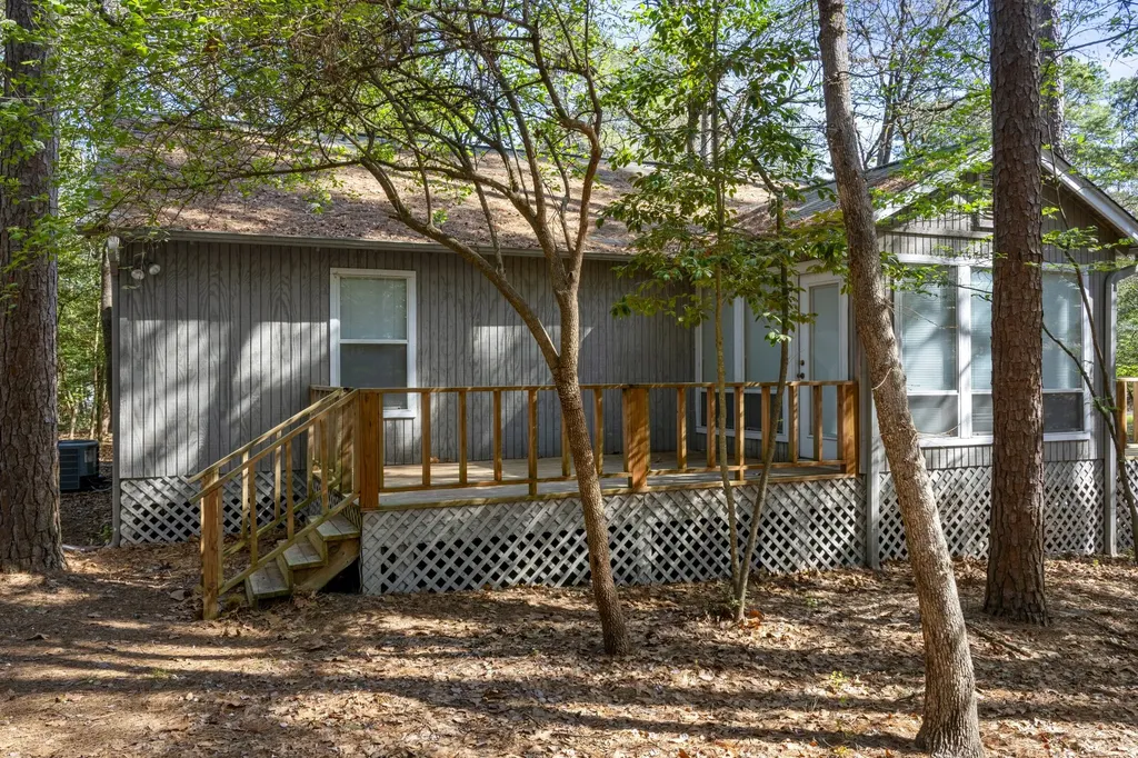 159 Cherrywood Lane Holly Lake Ranch TX 75765