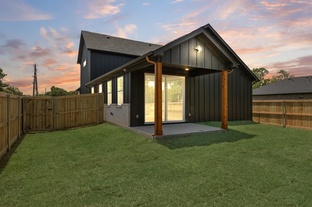 411 Runnells Street Terrell TX 75160