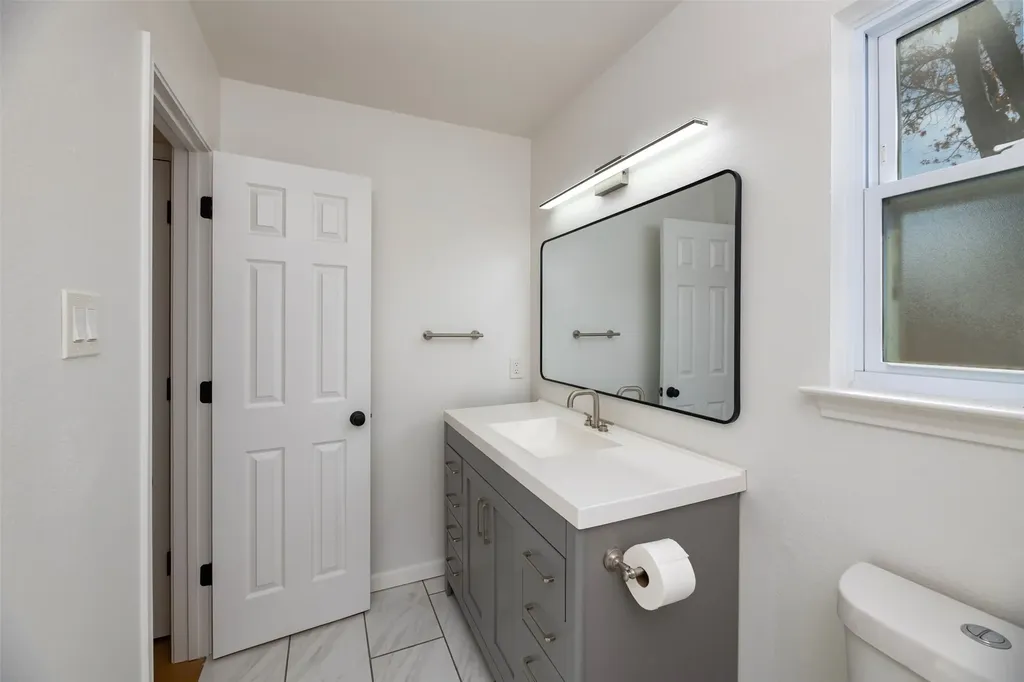 485 Ashley Lane Roanoke TX 76262