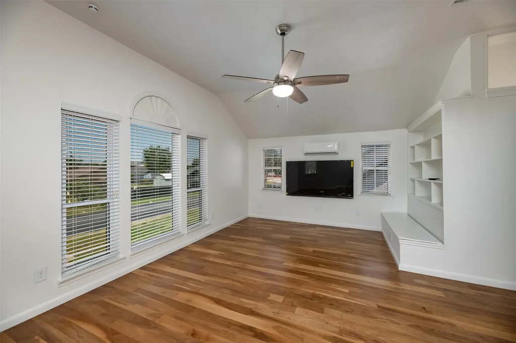 485 Ashley Lane Roanoke TX 76262