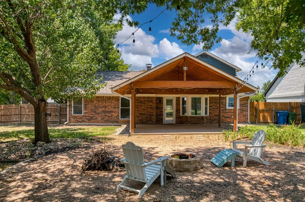 485 Ashley Lane Roanoke TX 76262