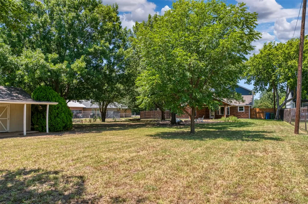 485 Ashley Lane Roanoke TX 76262