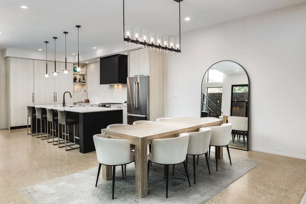 6804 Webster Street Dallas TX 75209