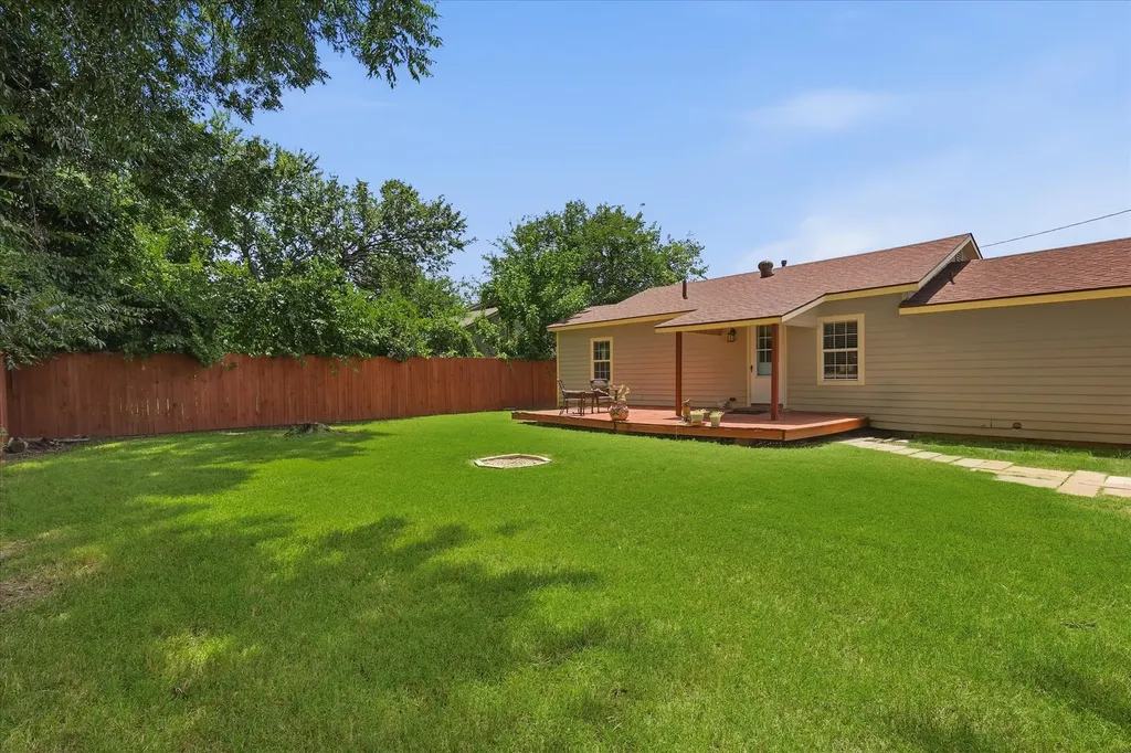 116 Pecan Street Whitesboro TX 76273