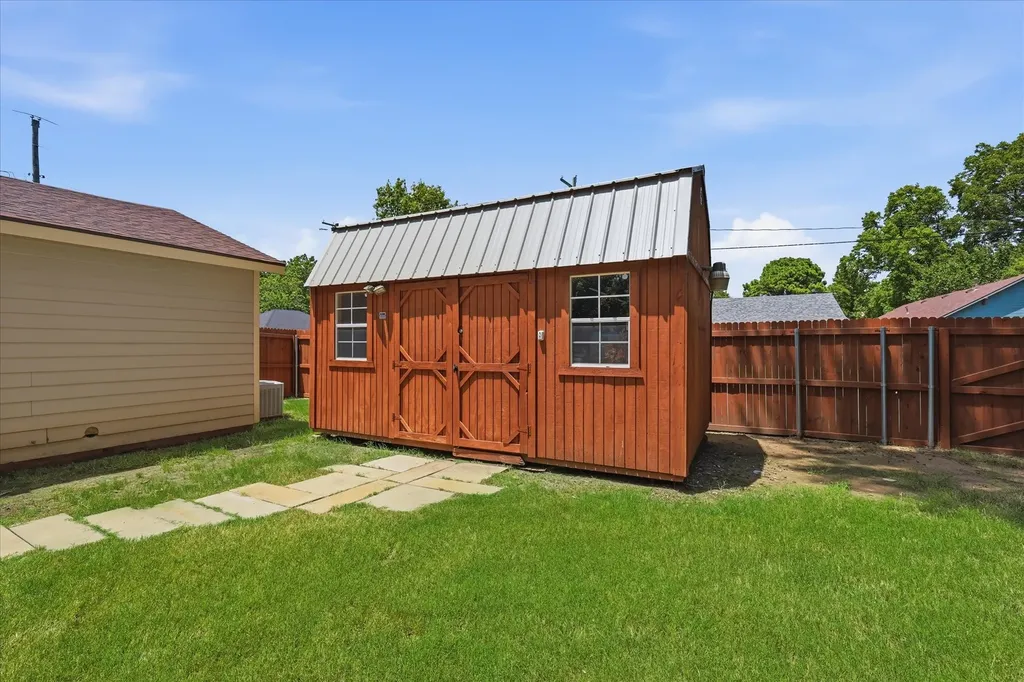 116 Pecan Street Whitesboro TX 76273