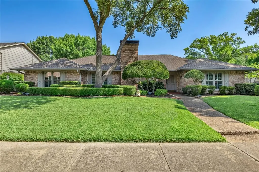 1609 Lake Hill Lane Plano TX 75023