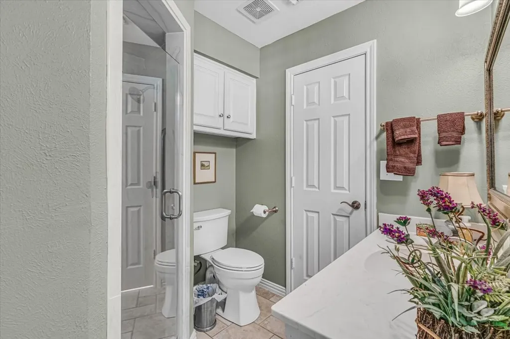 1609 Lake Hill Lane Plano TX 75023
