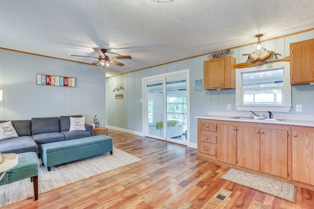 606 Dunn Drive Palo Pinto TX 76484