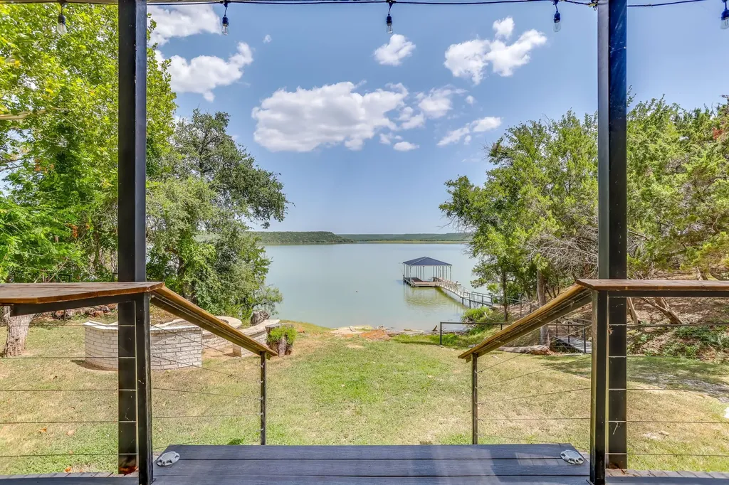 606 Dunn Drive Palo Pinto TX 76484