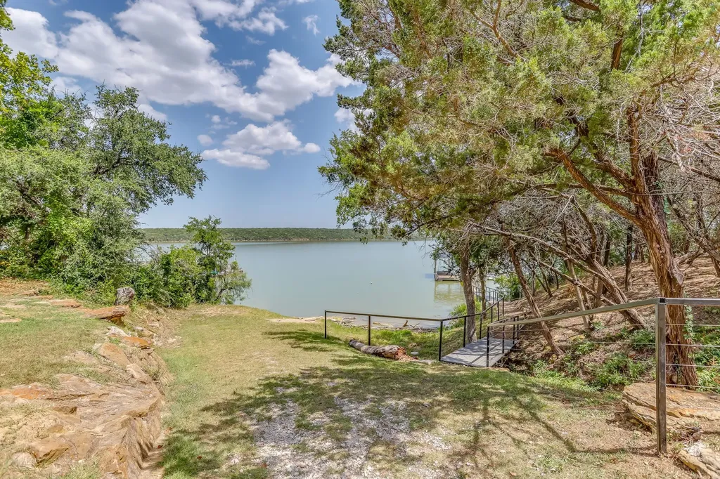 606 Dunn Drive Palo Pinto TX 76484