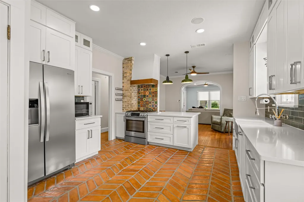 3225 Greene Avenue Fort Worth TX 76109