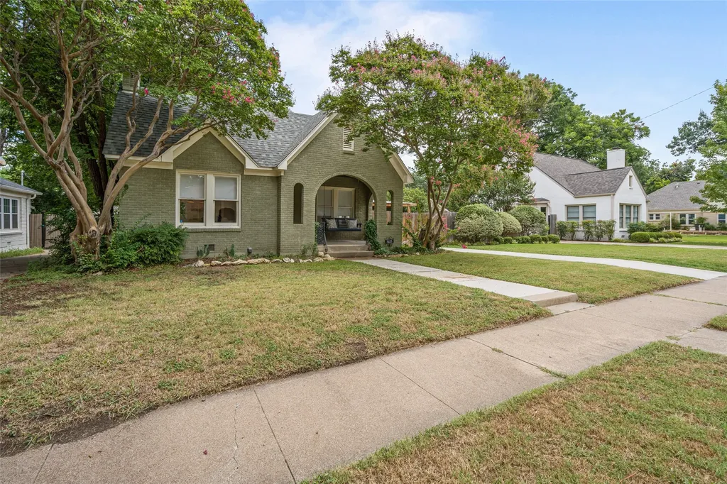 3225 Greene Avenue Fort Worth TX 76109