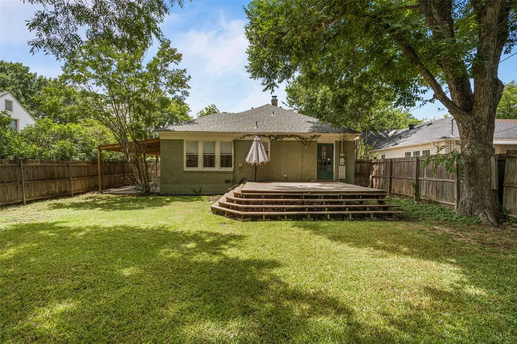 3225 Greene Avenue Fort Worth TX 76109