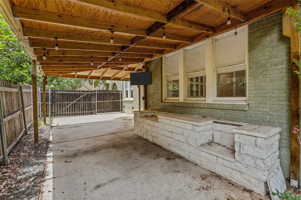 3225 Greene Avenue Fort Worth TX 76109