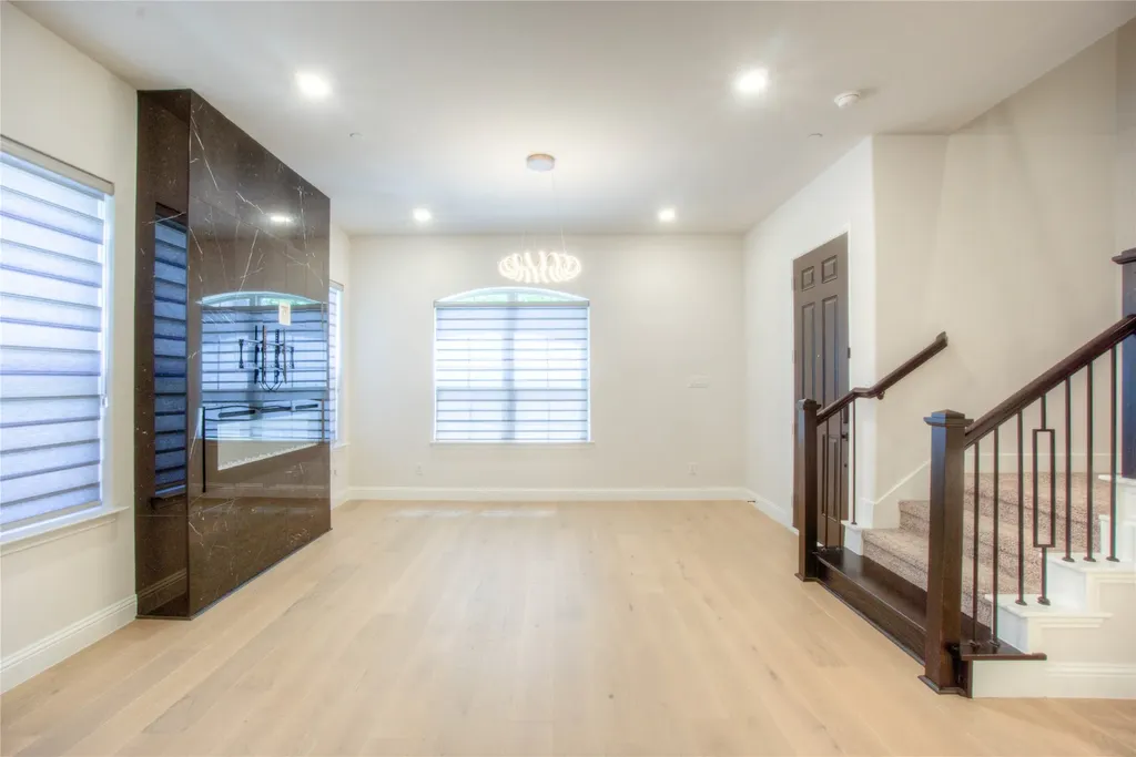 4429 Murphy Lane Carrollton TX 75010