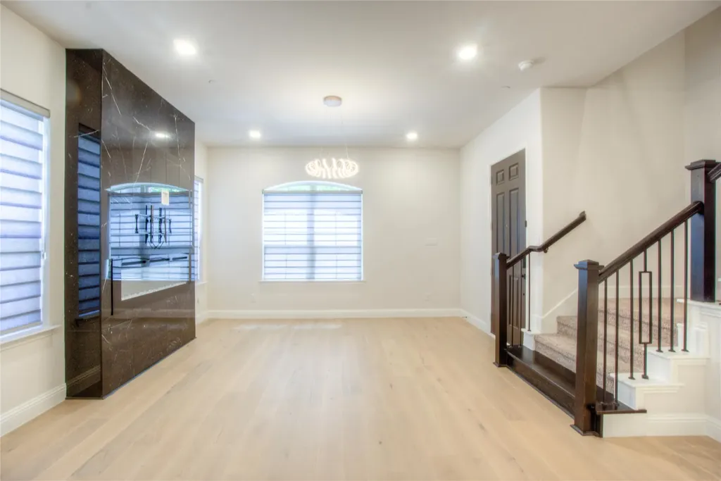 4429 Murphy Lane Carrollton TX 75010