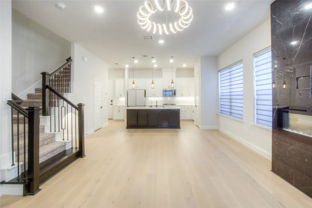 4429 Murphy Lane Carrollton TX 75010