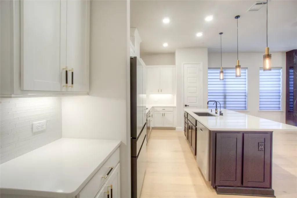 4429 Murphy Lane Carrollton TX 75010