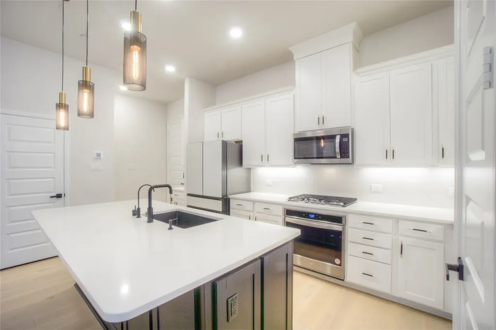 4429 Murphy Lane Carrollton TX 75010