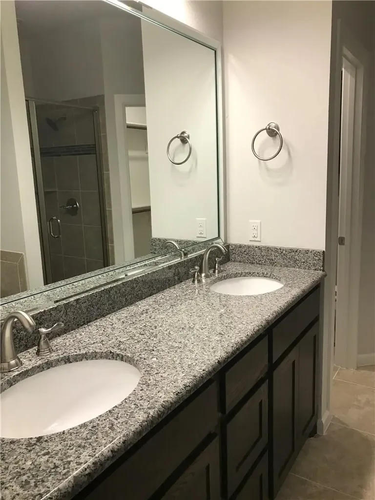 2203 Highland Villa Lane Arlington TX 76012