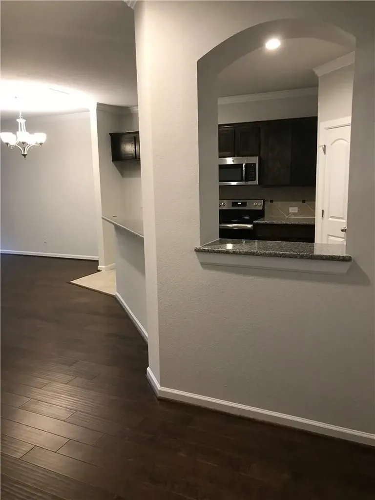 2203 Highland Villa Lane Arlington TX 76012