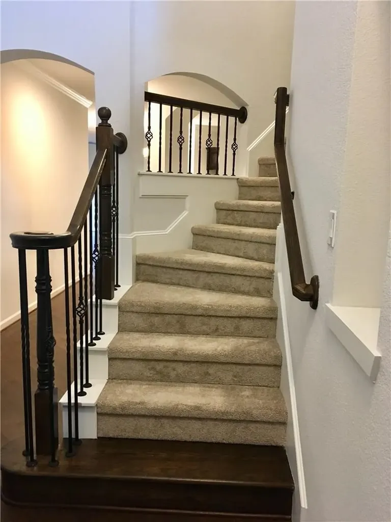 2203 Highland Villa Lane Arlington TX 76012