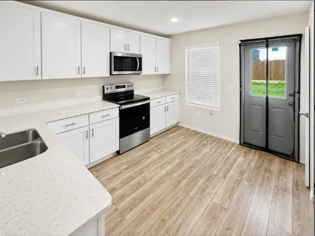 825 Ozark Path Princeton TX 75407