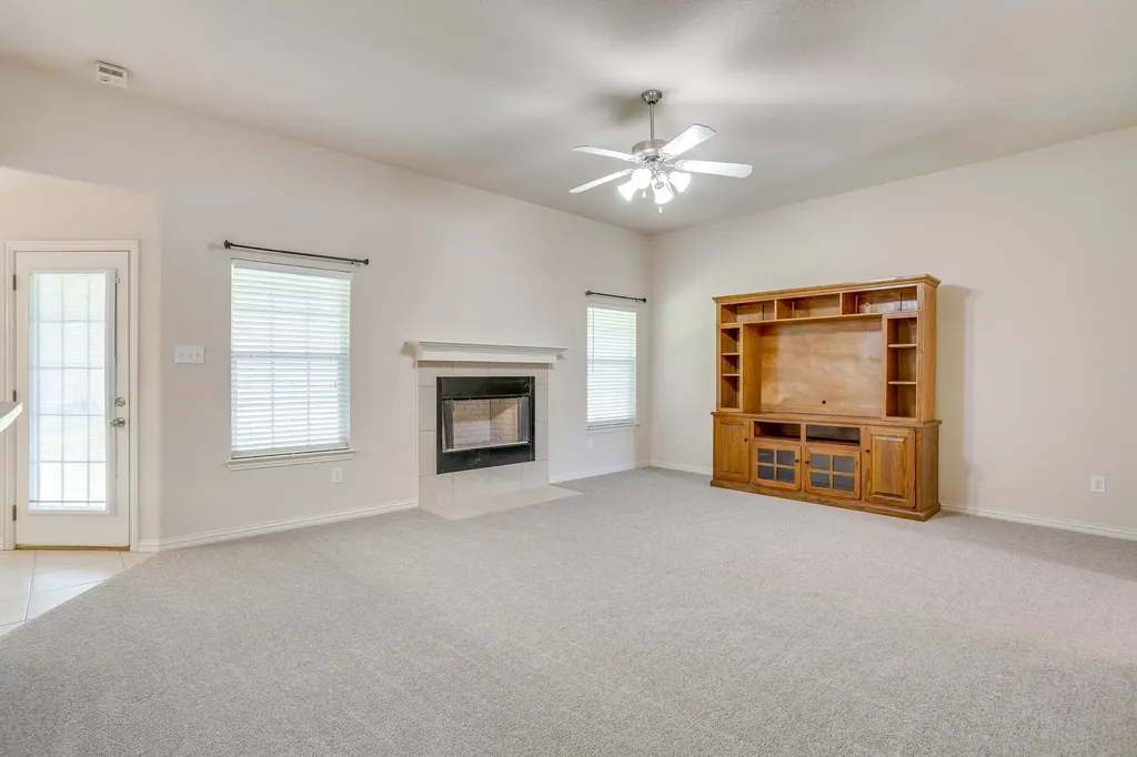 705 Carmen Ana Avenue Grandview TX 76050
