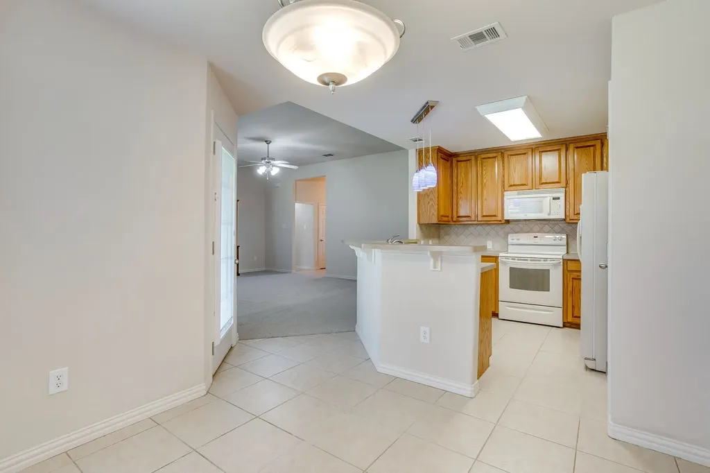 705 Carmen Ana Avenue Grandview TX 76050
