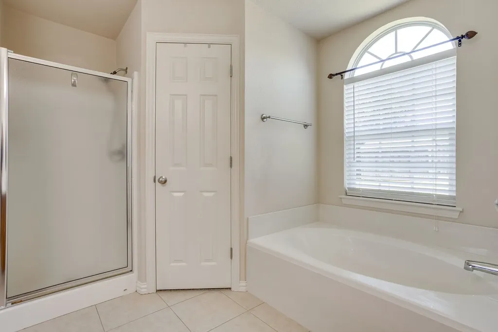 705 Carmen Ana Avenue Grandview TX 76050