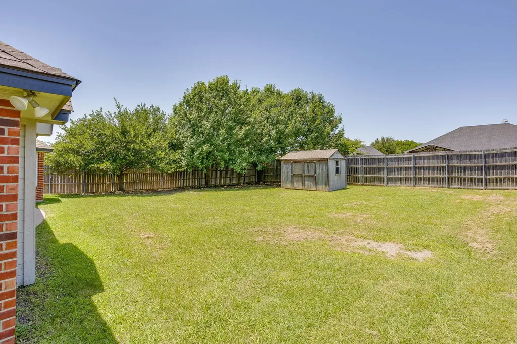 705 Carmen Ana Avenue Grandview TX 76050