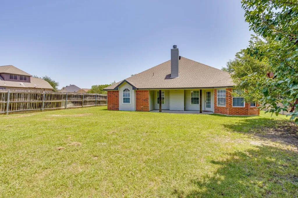 705 Carmen Ana Avenue Grandview TX 76050