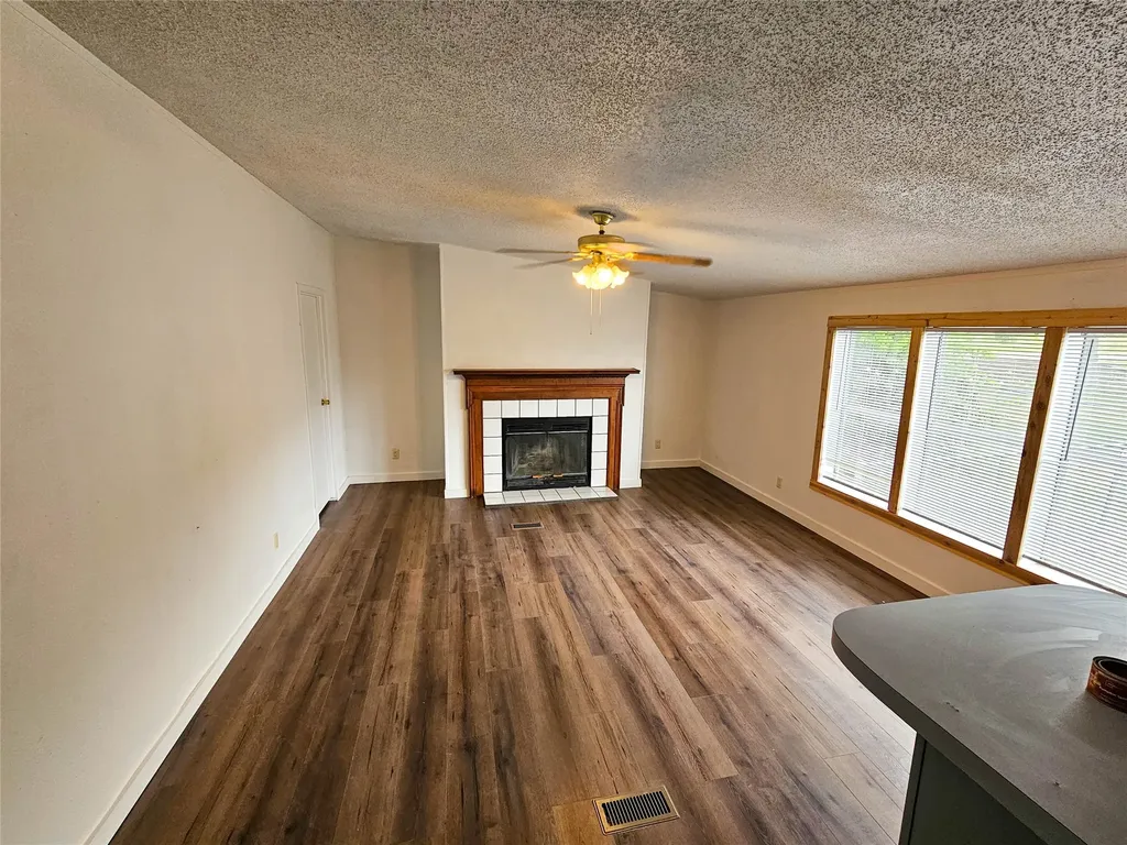 372 Meadow Pond Court Runaway Bay TX 76426