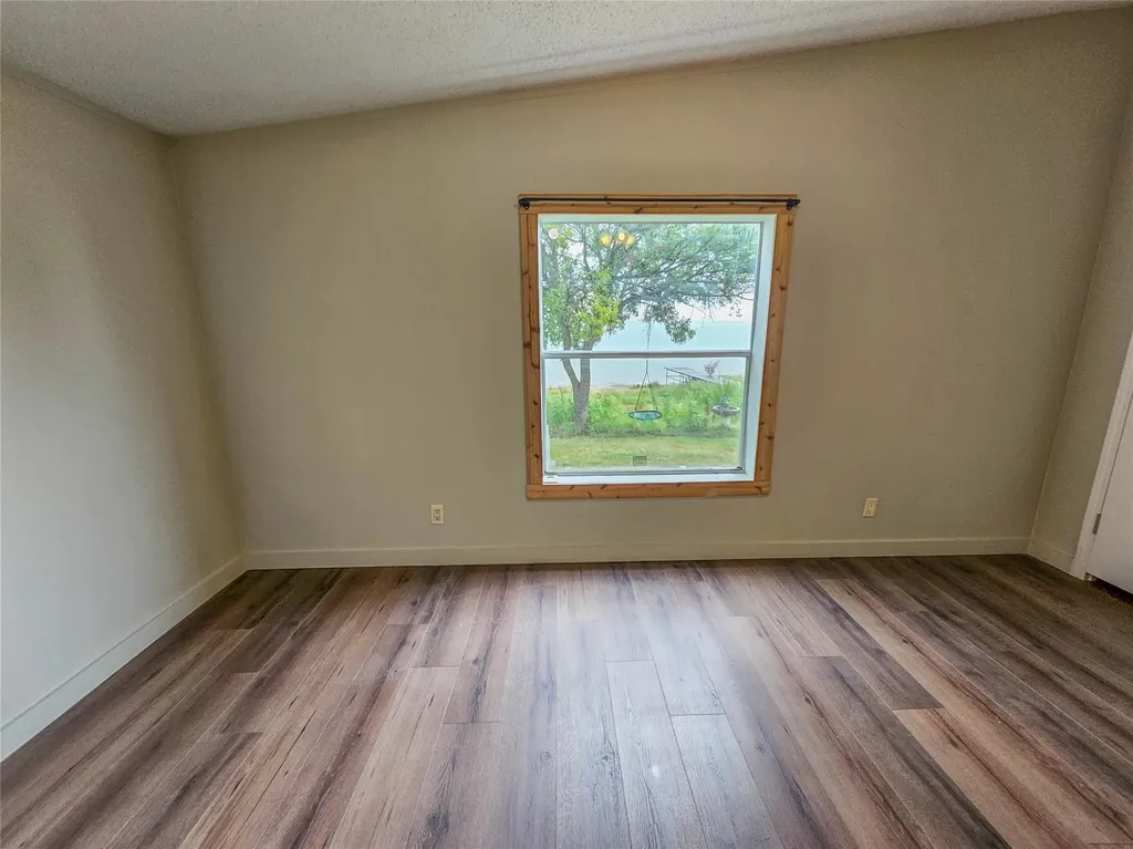 372 Meadow Pond Court Runaway Bay TX 76426