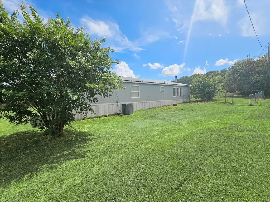 372 Meadow Pond Court Runaway Bay TX 76426